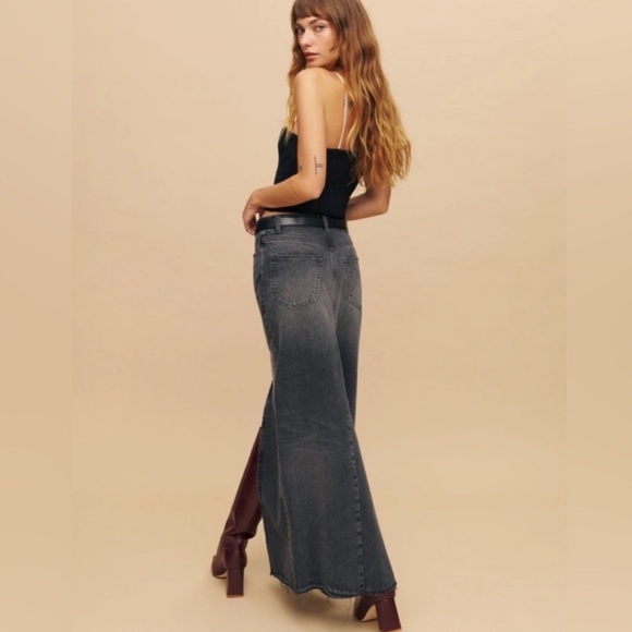 HP 🎉 NWT Reformation Tazz Maxi Denim Skirt Size S / 24 - Picture 3 of 16